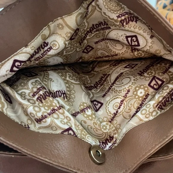 Stone Mountain Chestnuts Brown leather Crossbody Bag with Metallic Hardware - Picture 7 of 8